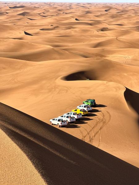 Raid 4x4 self-drive 4 jours dans le Sahara : conduisez de Marrakech aux dunes infinies